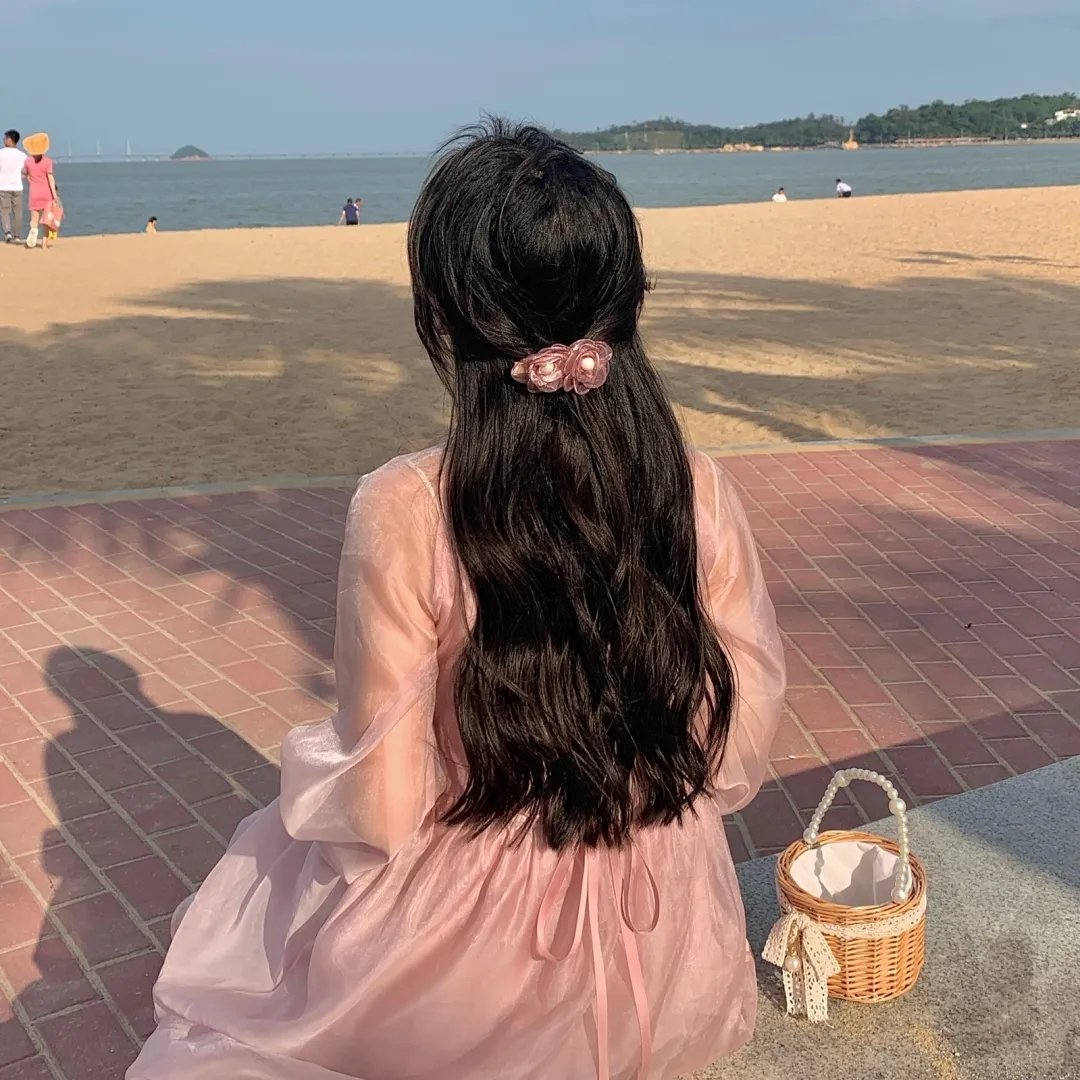 妓女。演员。皮条客